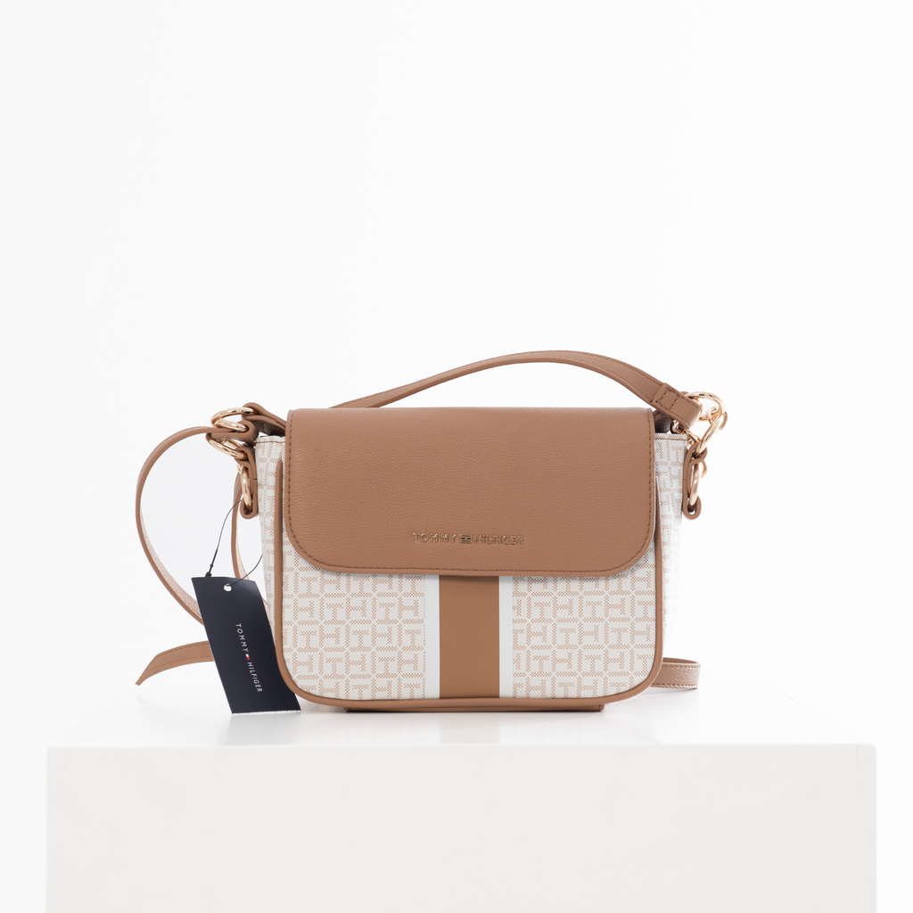 Tommy estilo XW08611